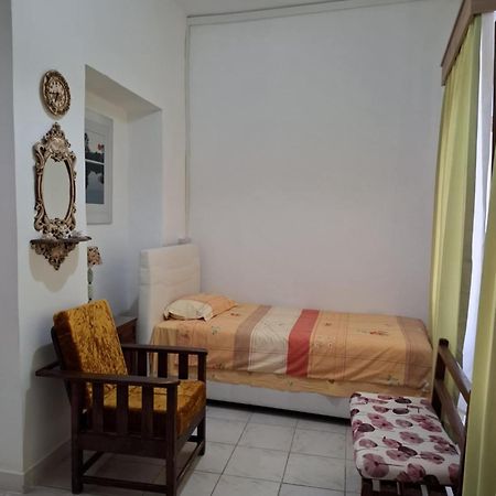 Mystery Garden Guest House Фамагуста Екстериор снимка