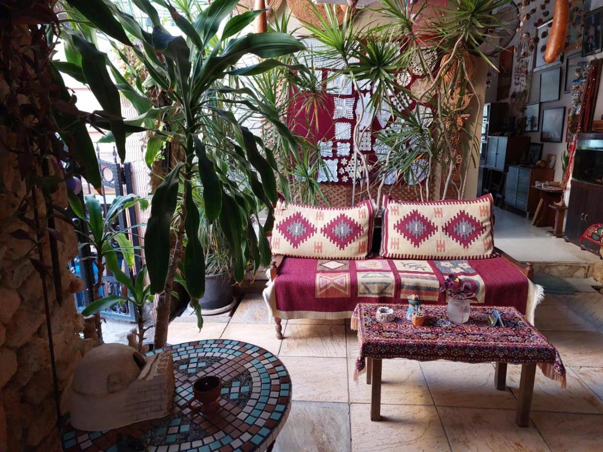 Mystery Garden Guest House Фамагуста Екстериор снимка