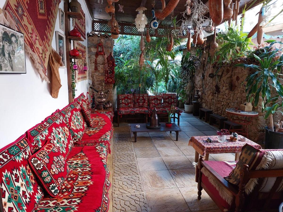 Mystery Garden Guest House Фамагуста Екстериор снимка
