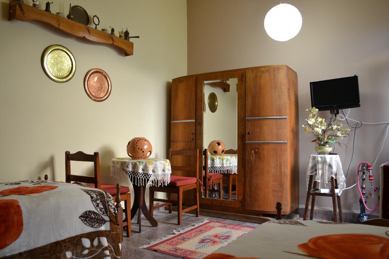Mystery Garden Guest House Фамагуста Екстериор снимка