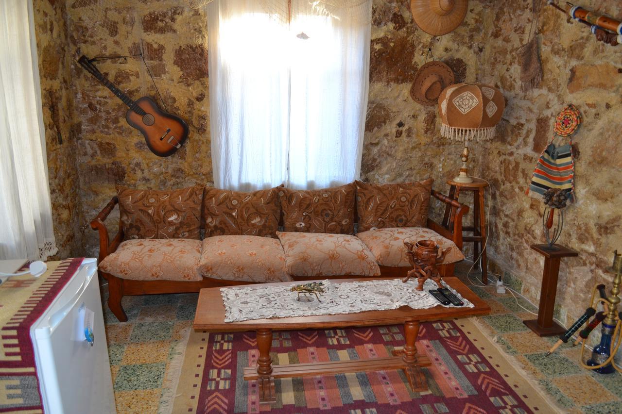 Mystery Garden Guest House Фамагуста Екстериор снимка
