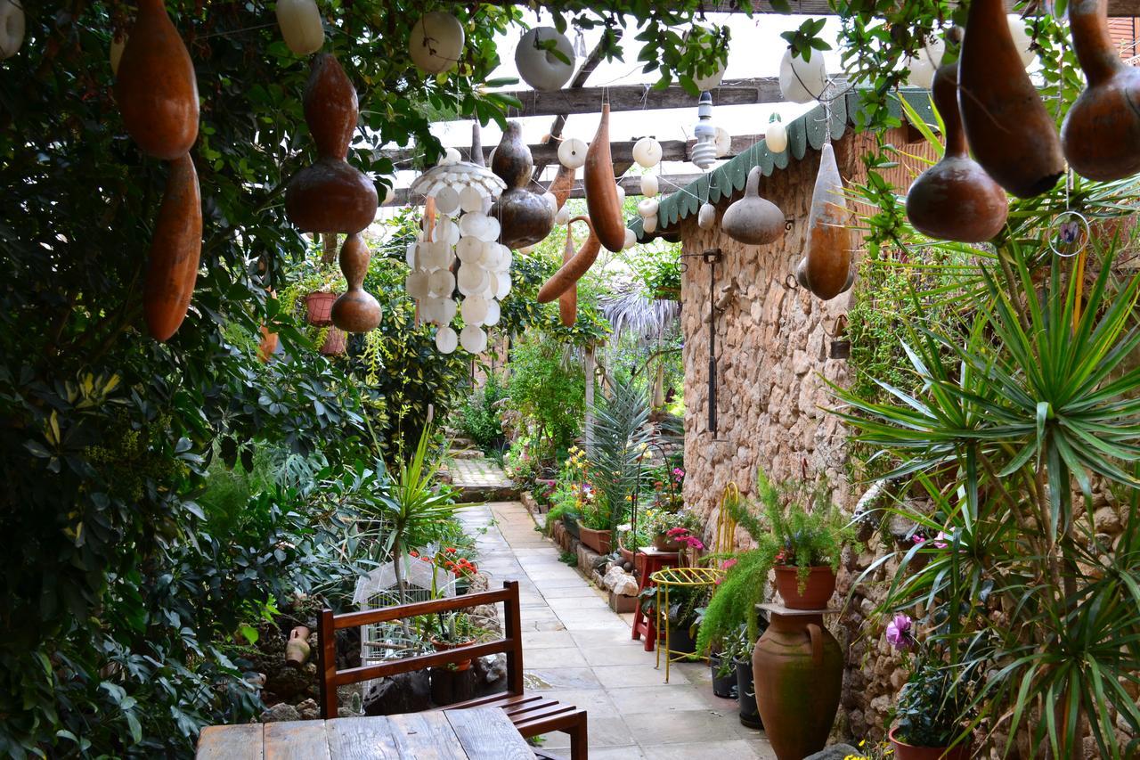 Mystery Garden Guest House Фамагуста Екстериор снимка