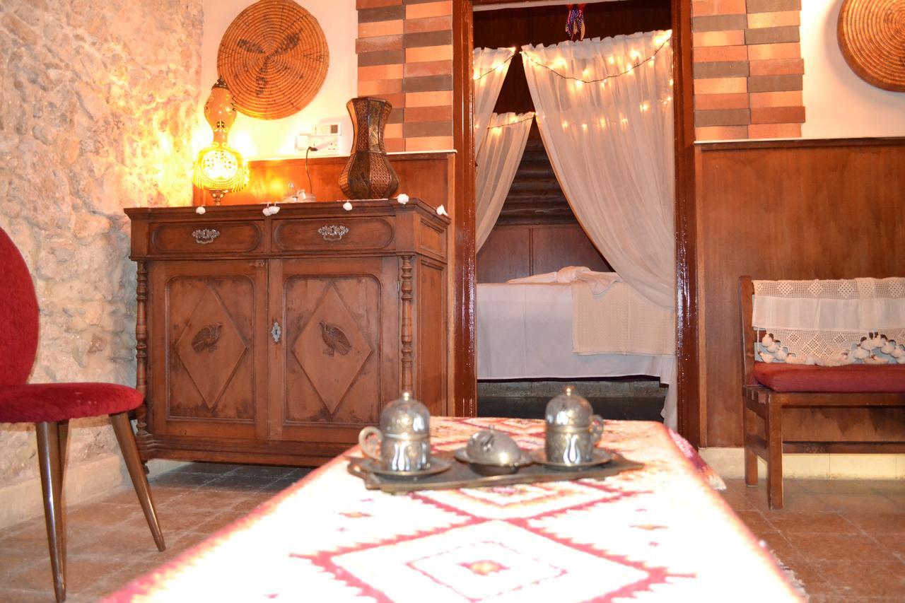 Mystery Garden Guest House Фамагуста Екстериор снимка