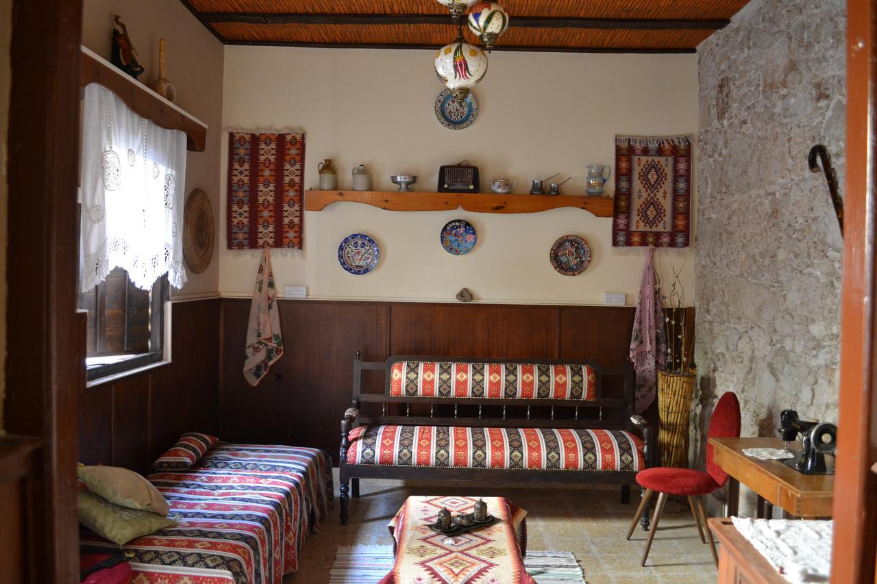 Mystery Garden Guest House Фамагуста Екстериор снимка